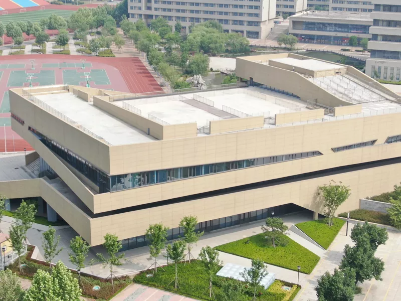 Napa Pilih Gedung Baja Sekolah kanggo Proyek Kampus Sabanjure?