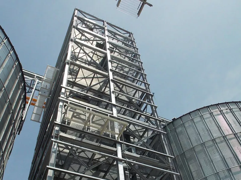 Menara struktur baja
